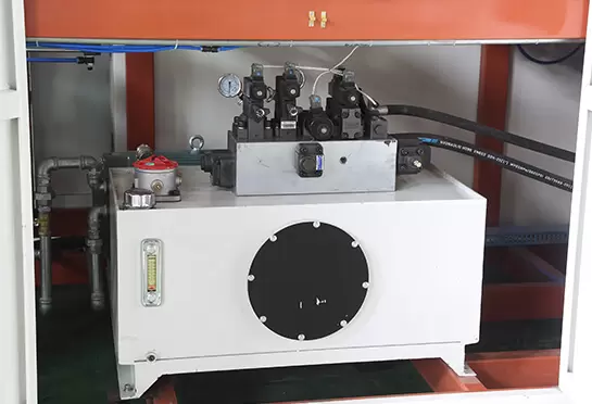 হাইড্রোলিক চালিত সিস্টেম পর্যাপ্তভাবে চলাচলের গতি এবং দৃঢ়ভাবে খোঁচা শক্তি প্রদান করতে পারে।